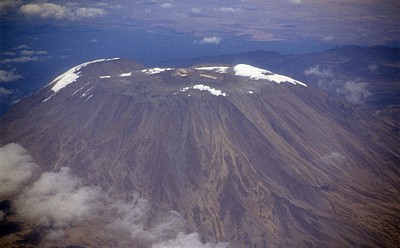 Flug Daressalam - Nairobi: Kilimandscharo - Tansania
