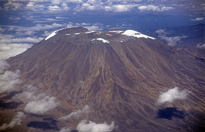Flug Daressalam - Nairobi: Kilimandscharo - Tansania