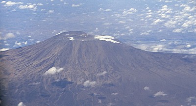 Flug Daressalam - Nairobi: Kilimandscharo - Tansania
