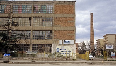 Altes Fabrikgebäude - Korça