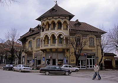 Wohn- und Geschäftshaus - Korça