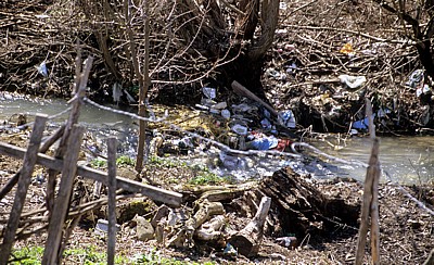 Müll oder die fehlende Müllabfuhr - Borova