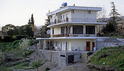 Hotel Trifon Kaludhi - Përmet