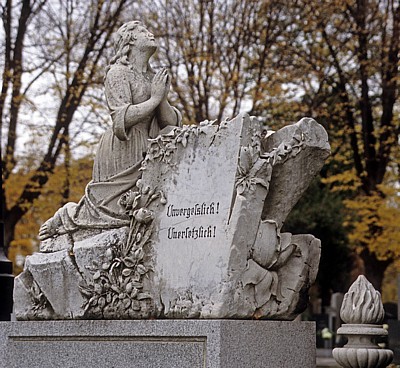 Wiener Zentralfriedhof: Grabstein - Wien