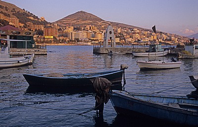Sarandë im Abendlicht - Saranda