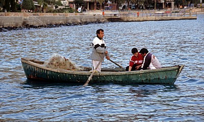 Abendliches Auslaufen zm Fischen - Saranda