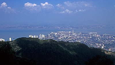 Blick auf George Town, South Street und Butterworth - Penang Hill