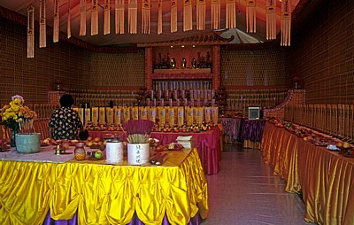 Kek Lok Si-Tempel: Opfergaben - Air Itam