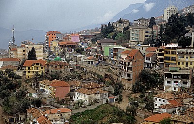 Blick von der Festung auf das Stadtzentrum - Kruja