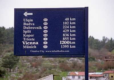 Verkehrsschild - Shkodra