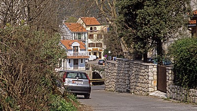 Blick auf den Ortskern - Virpazar