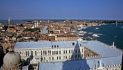 Blick vom Campanile: Dogenpalast - Venedig
