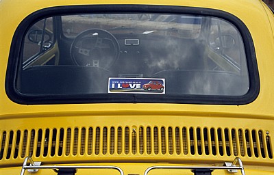 Fiat 500 mit Aufkleber (I love Fiat 500) - Bosa