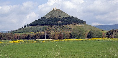 Kegelförmiger Berg Las Plássas - Barumini