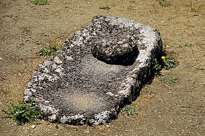 Nuraghe Su Nuraxi: Mühlstein - Barumini