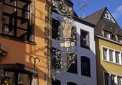 Heumarkt: Gaststättenschild - Köln