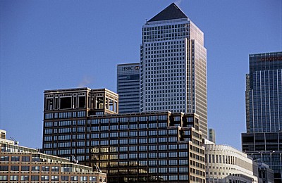 Canary Wharf: 25 Cabot Square, Reuters Building - London