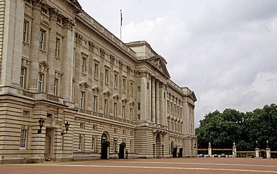 Buckingham Palace - London