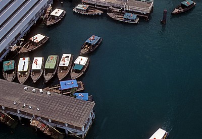 Seilbahn Mount Faber - Sentosa Island: Boote im Singapore Cruise Centre - Singapur