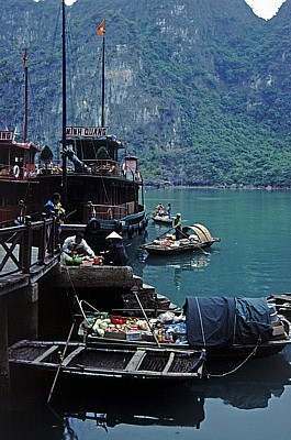Anlegestelle zur Sung Sot-Höhle - Halong Bay