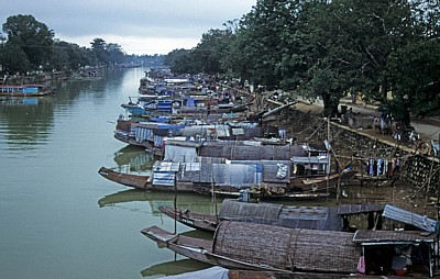 Dong Ba-Kanal - Hue