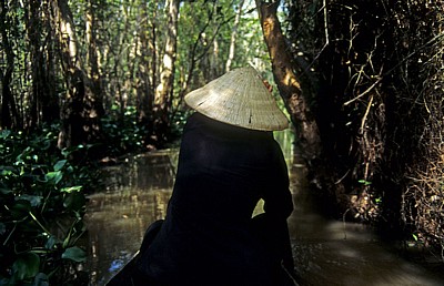 Rung Tram-Wald: typische Kopfbedeckung - Mekong-Delta