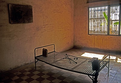 Tuol-Sleng-Museum (S-21): Folterraum - Phnom Penh