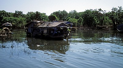 Schwimmende Häuser in der Mündung des Siem Reap-Flusses - Tonle Sap