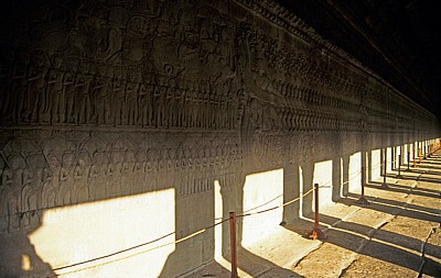 Angkor Wat: Flachrelief - Angkor