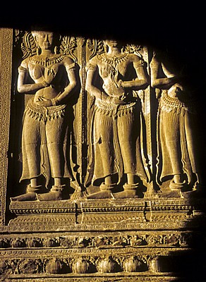 Angkor Wat: Apsaras - Angkor