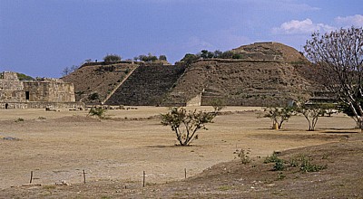 Plataforma Sur (Südplattform) - Monte Albán