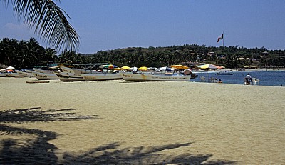 Playa Principal am Pazifischen Ozean - Puerto Escondido