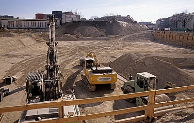 Tegernseer Landstraße (Mittlerer Ring): Baustelle der Sprengung des Agfa-Hochhauses - München