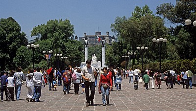 Chapultepec: Monumento a los Ninos Héroes - Mexiko-Stadt