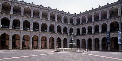 Palacio Nacional (Nationalpalast): Haupthof - Mexiko-Stadt