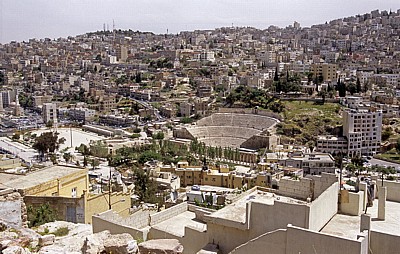 Blick vom Jebel al-Qalaa (Zitadelle): Römisches Theater - Amman