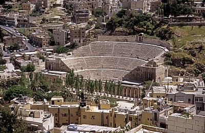 Blick vom Jebel al-Qalaa (Zitadelle): Römisches Theater - Amman