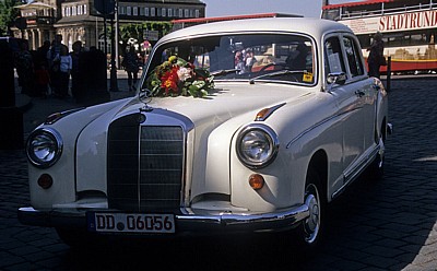Innere Altstadt: Hochzeitslimousine - Dresden