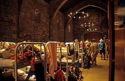Kirchliche Herberge: Schlafsaal - Roncesvalles
