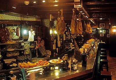 Calle Estafeta: Tapas-Bar - Pamplona