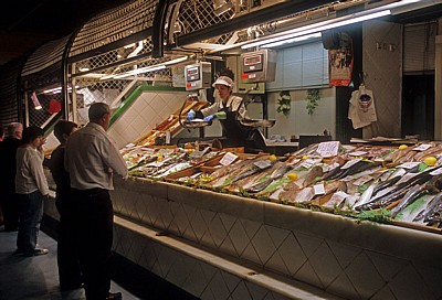 Markthalle: Fischstand  - Pamplona