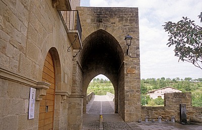 Brückentor  - Puente la Reina