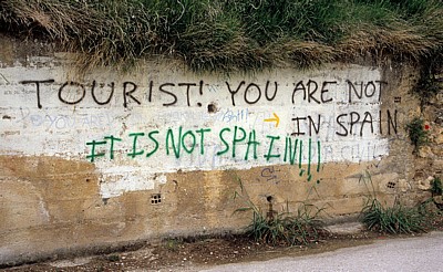 Jakobsweg (Camino Francés): Graffiti für ein unabhängiges Baskenland - Navarra