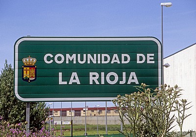 Jakobsweg (Camino Francés): Hinweisschild “Comunidad de La Rioja“ (Provinzgrenze) - Navarra