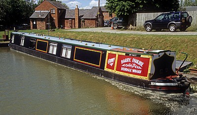 Narrowboat - Crick