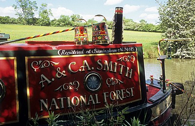 Grand Union Canal Leicester Line: Narrowboat - Crick
