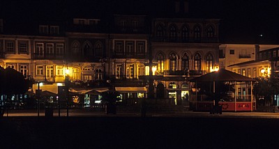 Chafariz do Largo de Camões bei Nacht - Ponte de Lima