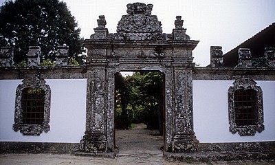 Jakobsweg (Caminho Português): Eingangsportal eines Anwesens - Concelho de Ponte de Lima