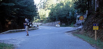 Jakobsweg (Caminho Português): Pilger an der N550 - Arcade