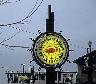 Fisherman’s Wharf: Logo mit Krabbensymbol - San Francisco